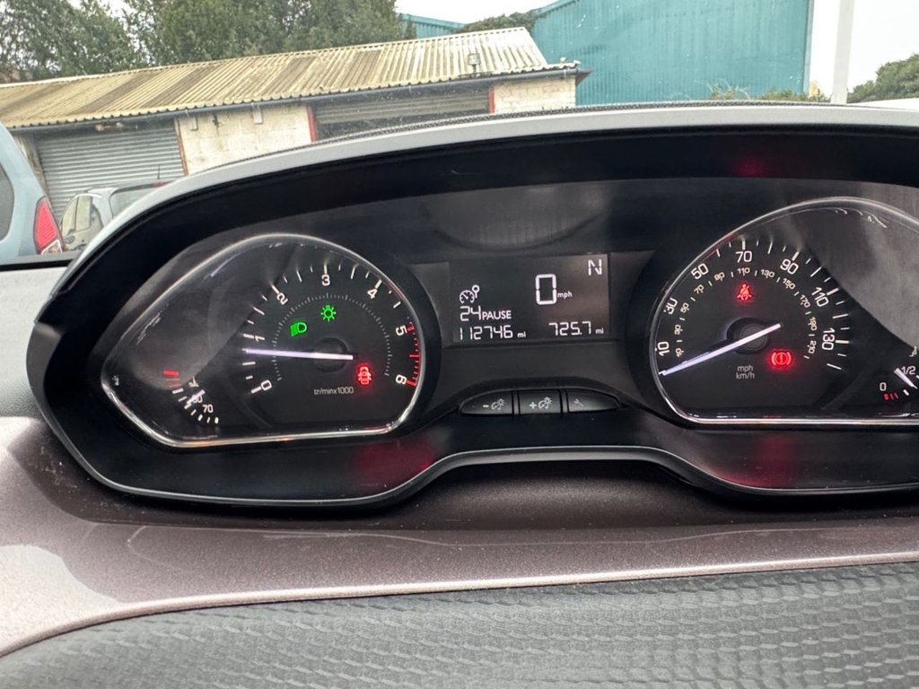 Used Peugeot 2008 2014 for sale - 77594180: Photo 9