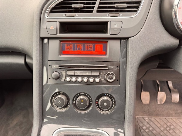 Used Peugeot 5008 2012 for sale - 76099922: Photo 14