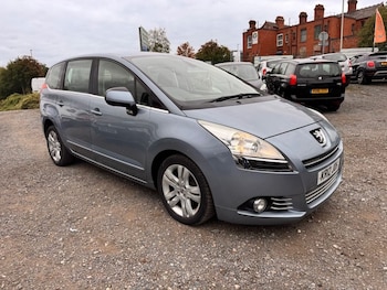 Used Peugeot 5008 2012 for sale - 76099922: Photo 3