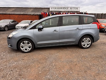 Used Peugeot 5008 2012 for sale - 76099922: Photo 4