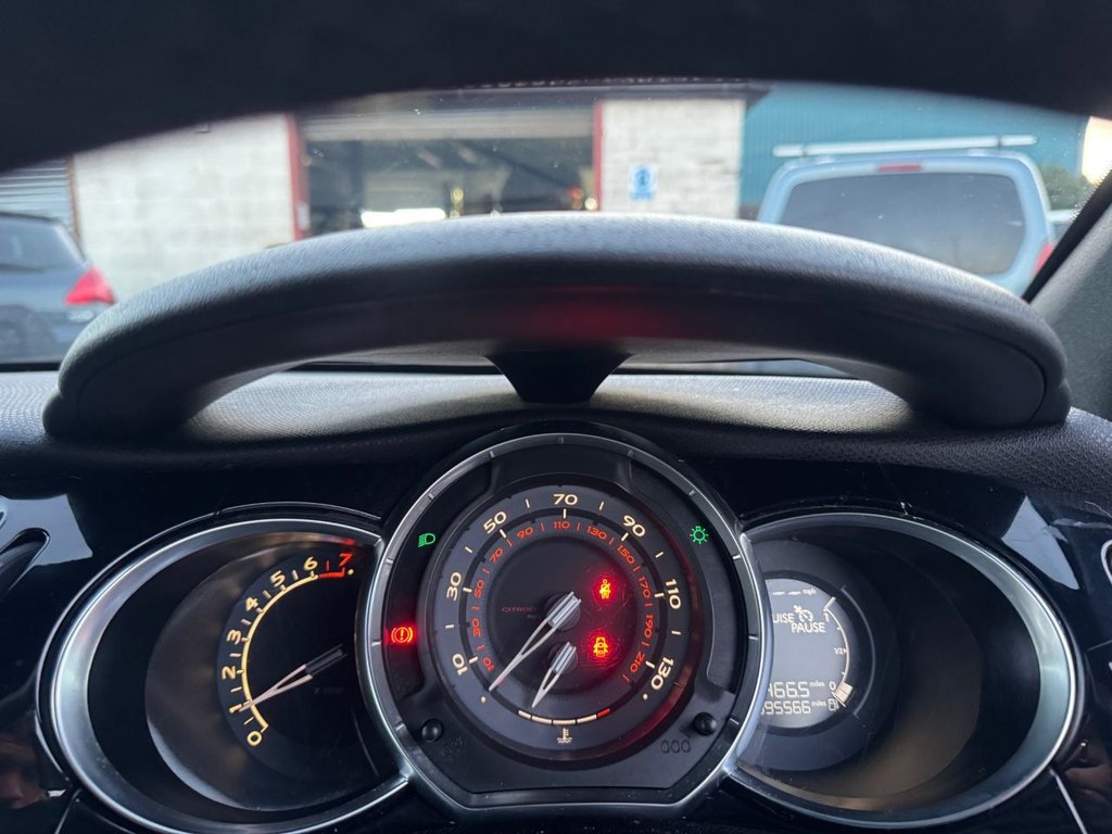 Used Citroen DS3 2015 for sale - 76841362: Photo 9