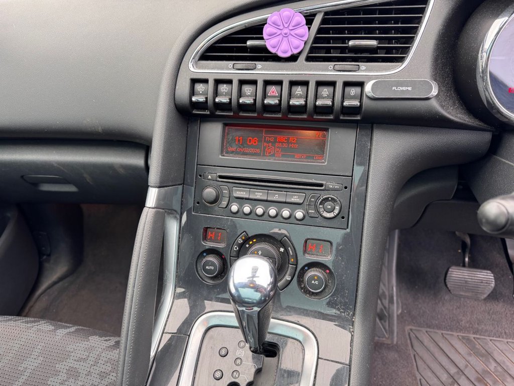 Used Peugeot 3008 2010 for sale - 77436792: Photo 11