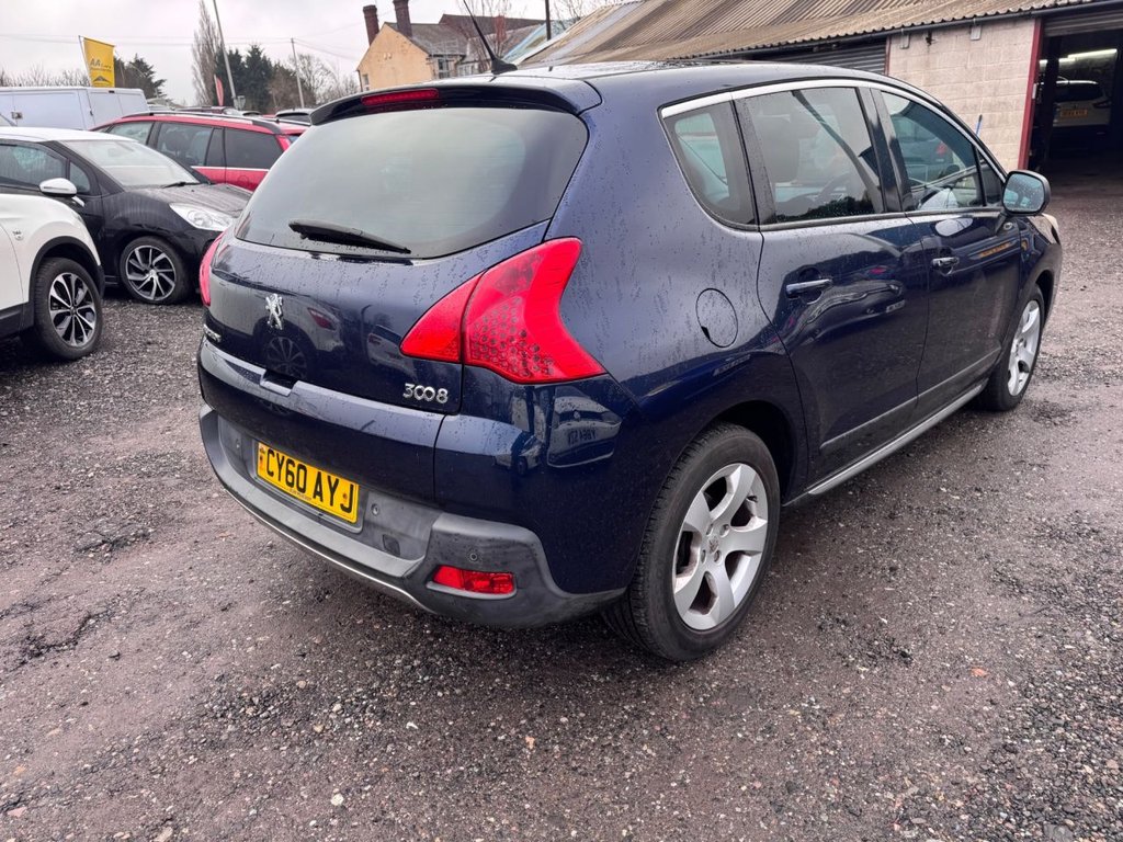 Used Peugeot 3008 2010 for sale - 77436792: Photo 7