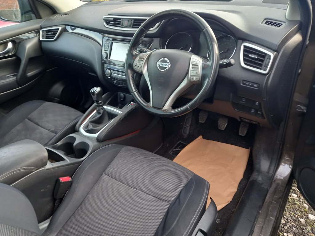 Used Nissan Qashqai 2014 for sale - 76654757: Photo 11