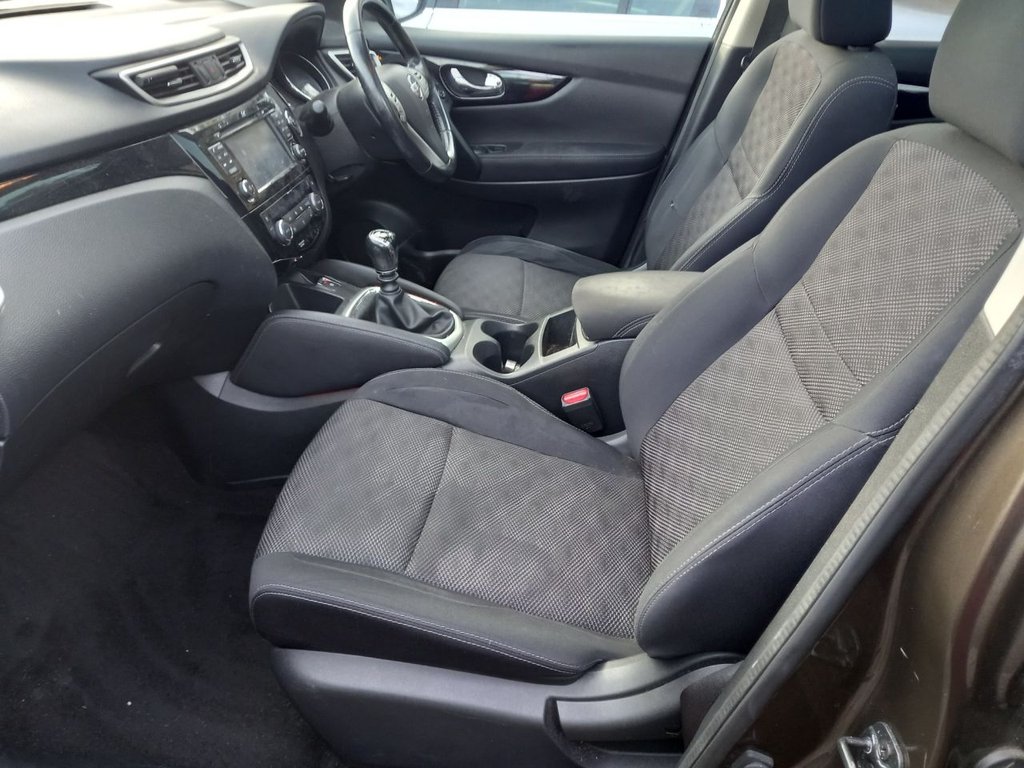 Used Nissan Qashqai 2014 for sale - 76654757: Photo 14