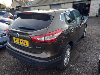 Used Nissan Qashqai 2014 for sale - 76654757: Photo