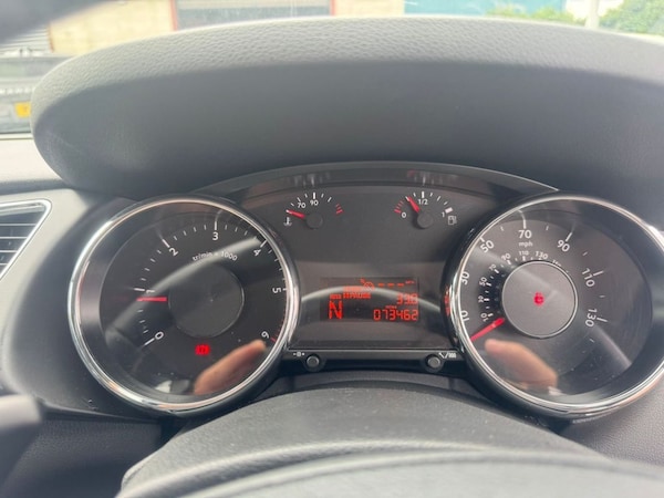 Used Peugeot 3008 2012 for sale - 76010355: Photo 10