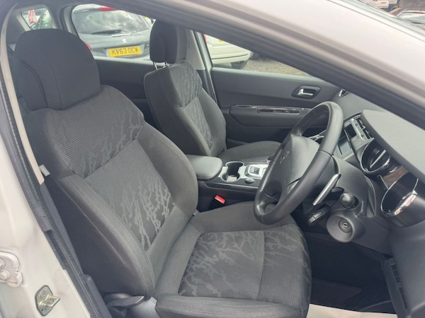 Used Peugeot 3008 2012 for sale - 76010355: Photo 9