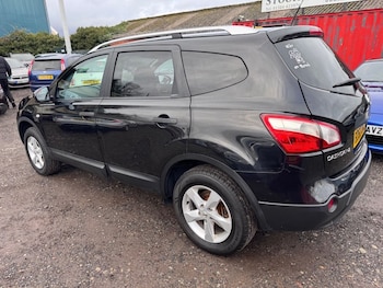 Used Nissan Qashqai+2 2010 for sale - 76724885: Photo