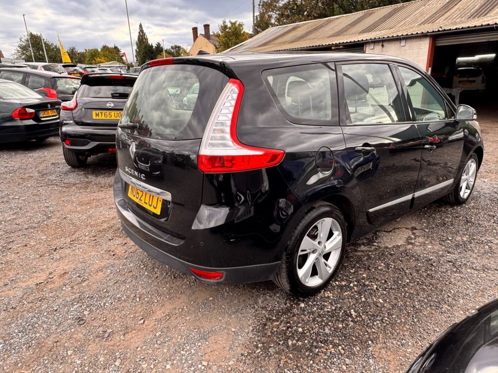 Used Renault Grand Scenic 2012 for sale - 76023643: Photo 5