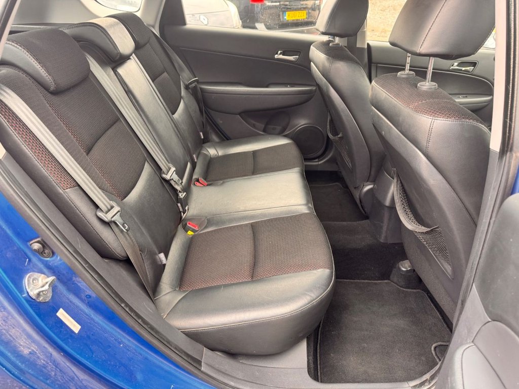 Used Hyundai i30 2010 for sale - 76099930: Photo 18