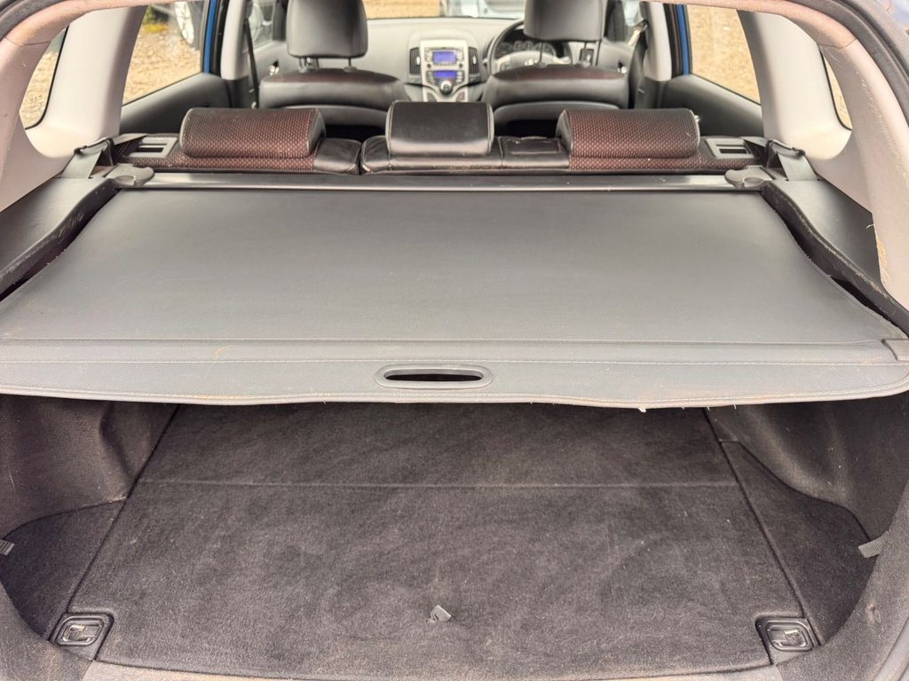 Used Hyundai i30 2010 for sale - 76099930: Photo 20