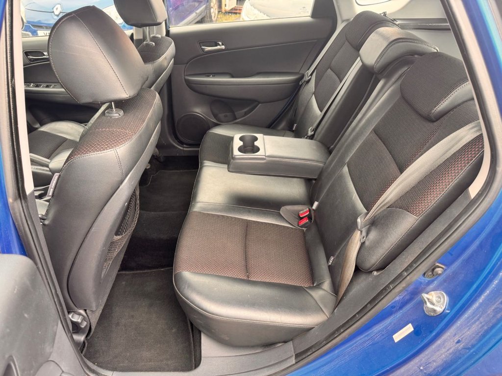 Used Hyundai i30 2010 for sale - 76099930: Photo 21