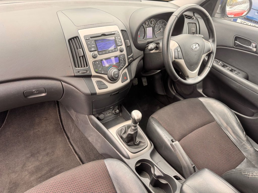 Used Hyundai i30 2010 for sale - 76099930: Photo 23