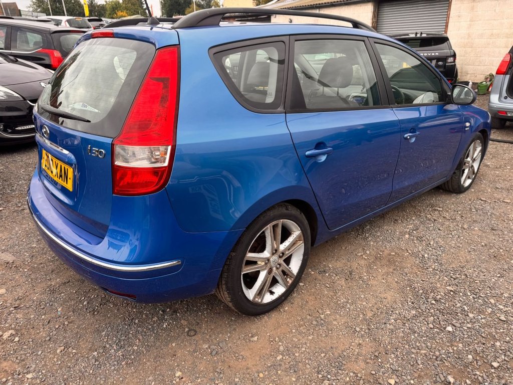 Used Hyundai i30 2010 for sale - 76099930: Photo 7