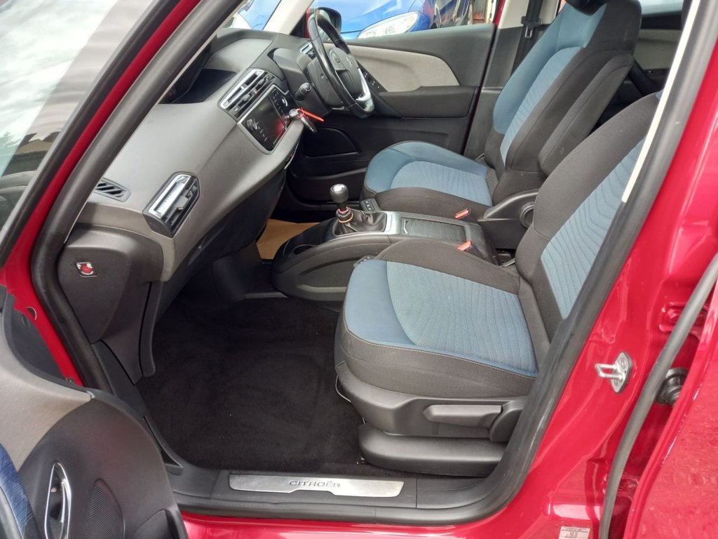 Used Citroen C4 Grand Picasso 2017 for sale - 76048571: Photo 16