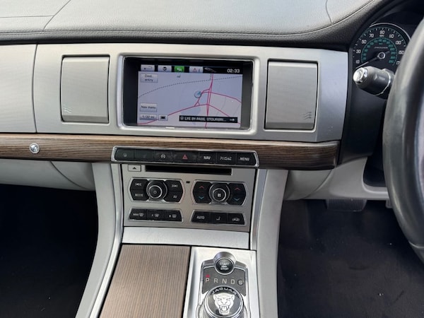 Used Jaguar XF 2013 for sale - 75538358: Photo 13
