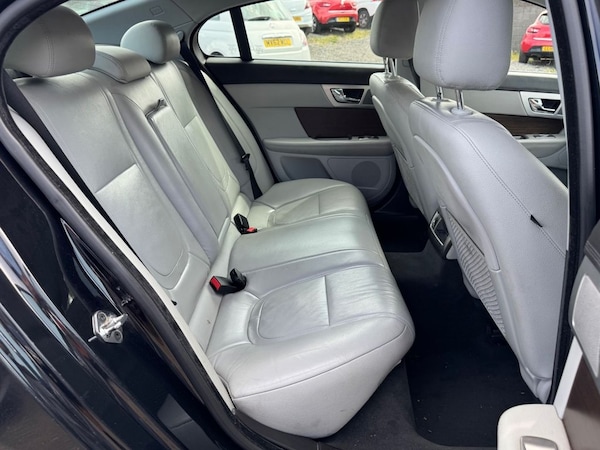 Used Jaguar XF 2013 for sale - 75538358: Photo 17