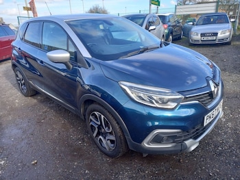 Used Renault Captur 2017 for sale - 77720034: Photo
