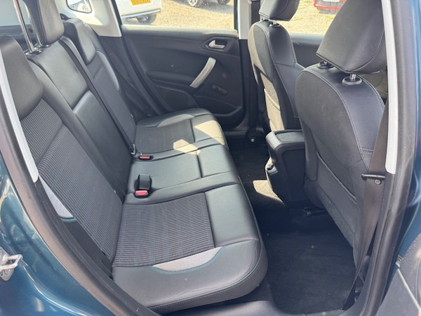Used Peugeot 2008 2015 for sale - 75144321: Photo 17