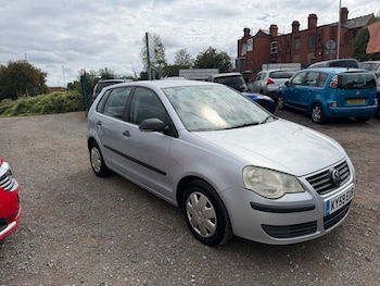 Used Volkswagen Polo 2009 for sale - 79423081: Photo
