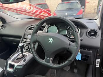 Used Peugeot 5008 2011 for sale - 79791548: Photo