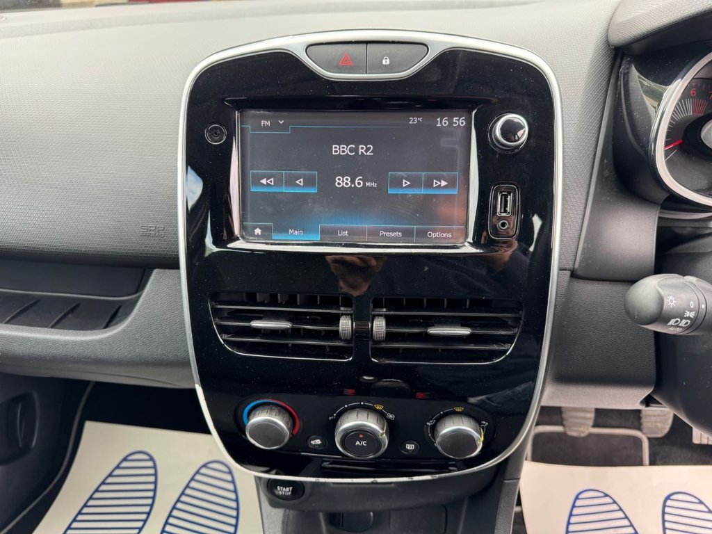 Used Renault Clio 2016 for sale - 76797554: Photo 16