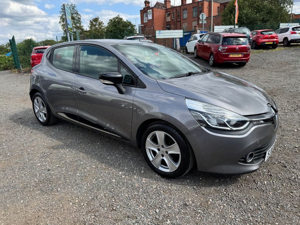 Used Renault Clio 2016 for sale - 76797554: Photo 2