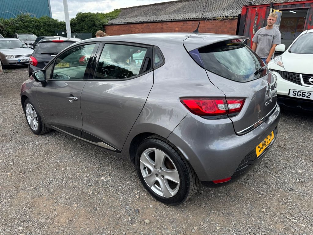 Used Renault Clio 2016 for sale - 76797554: Photo 5
