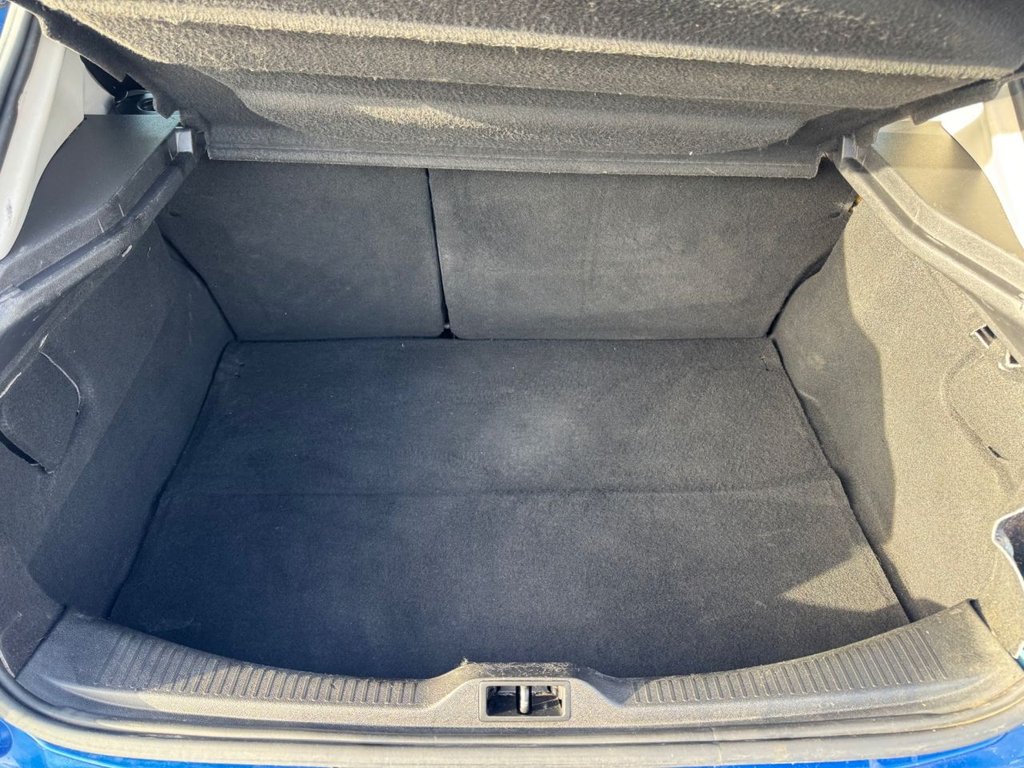 Used Renault Megane 2011 for sale - 76459313: Photo 14