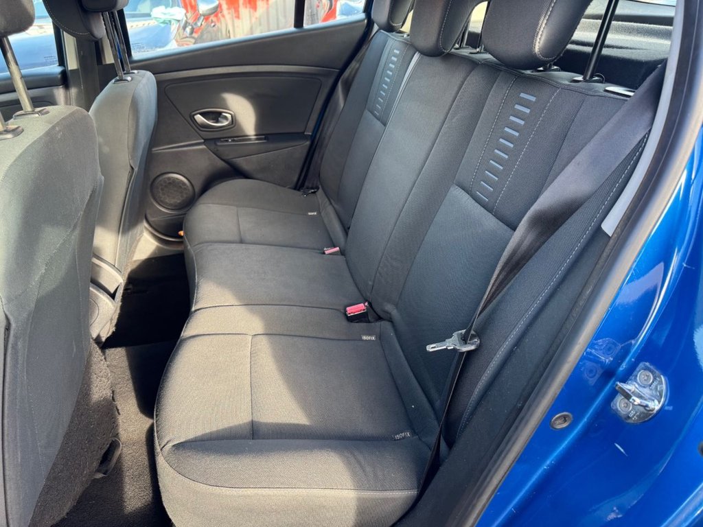 Used Renault Megane 2011 for sale - 76459313: Photo 15