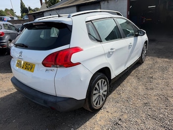 Used Peugeot 2008 2014 for sale - 79300964: Photo
