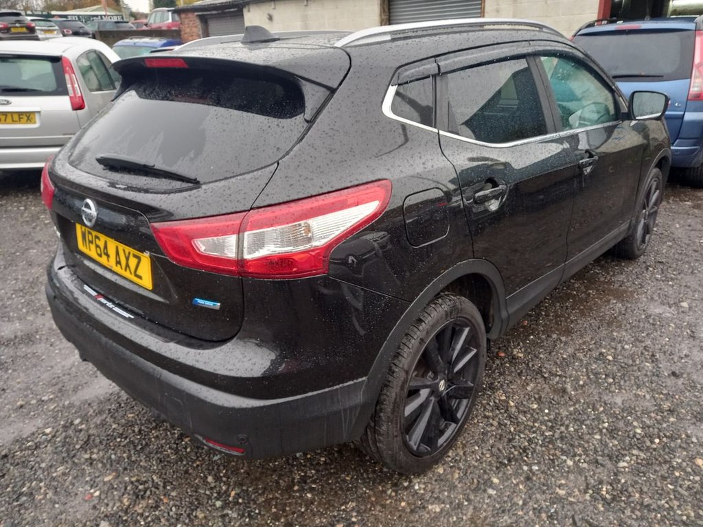 Used Nissan Qashqai 2014 for sale - 76539632: Photo 8