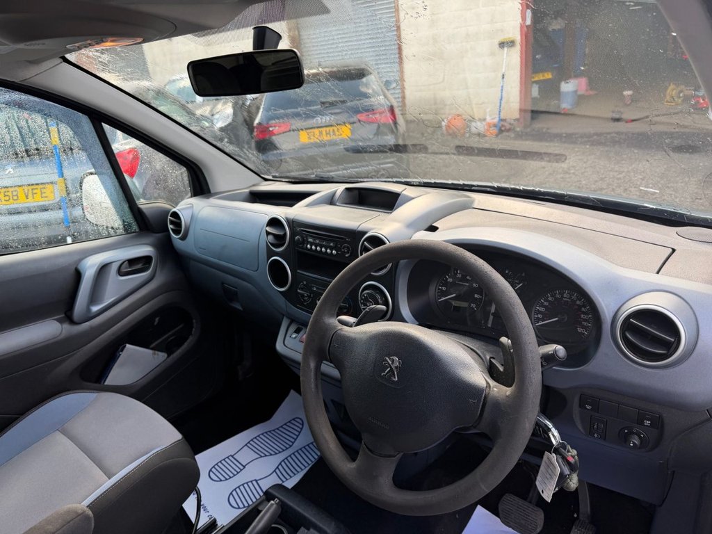 Used Peugeot Partner Tepee 2012 for sale - 76665731: Photo 7
