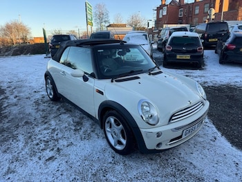Used MINI Convertible 2005 for sale - 77153448: Photo