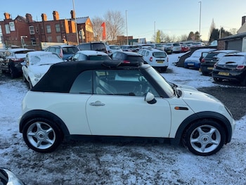 Used MINI Convertible 2005 for sale - 77153448: Photo