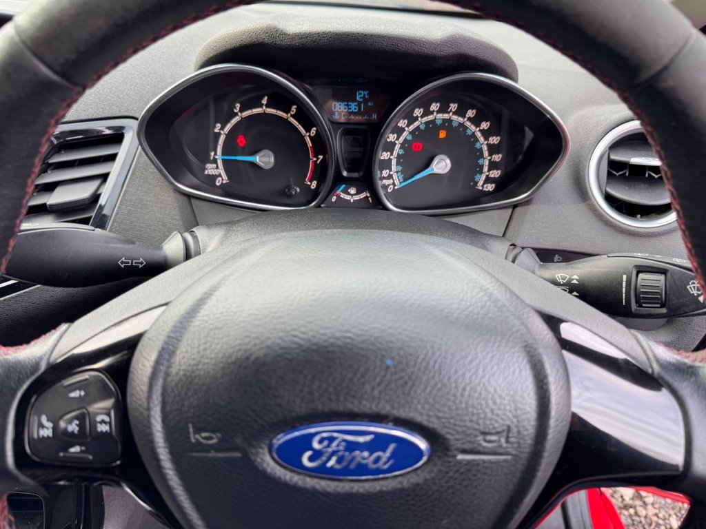Used Ford Fiesta 2015 for sale - 76417317: Photo 11