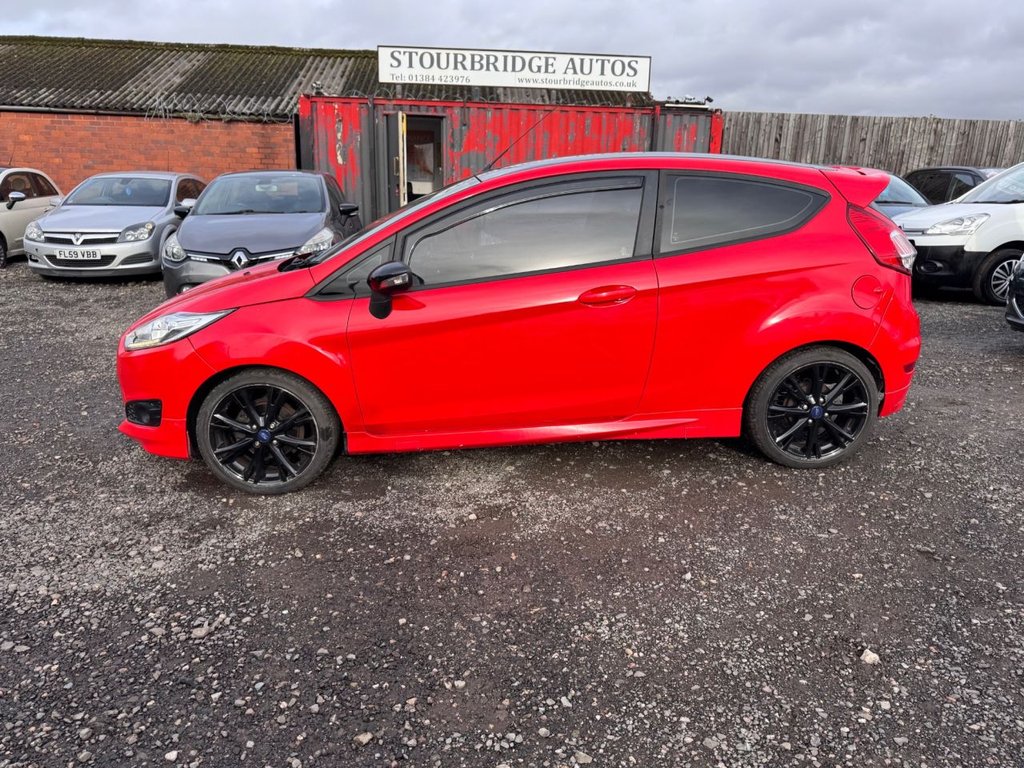 Used Ford Fiesta 2015 for sale - 76417317: Photo 4