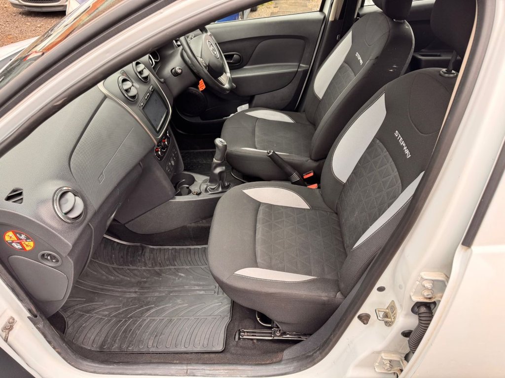 Used Dacia Sandero Stepway 2015 for sale - 75937166: Photo 22