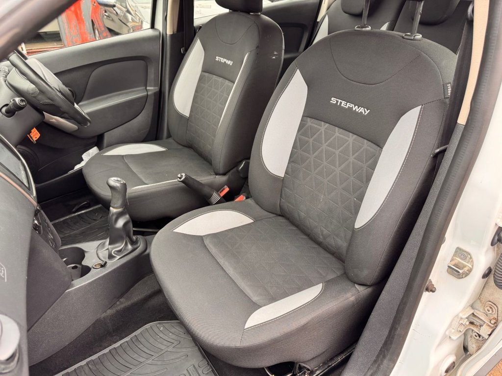 Used Dacia Sandero Stepway 2015 for sale - 75937166: Photo 23