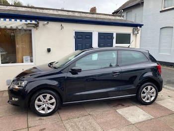 Used Volkswagen Polo 2014 for sale - 76270056: Photo