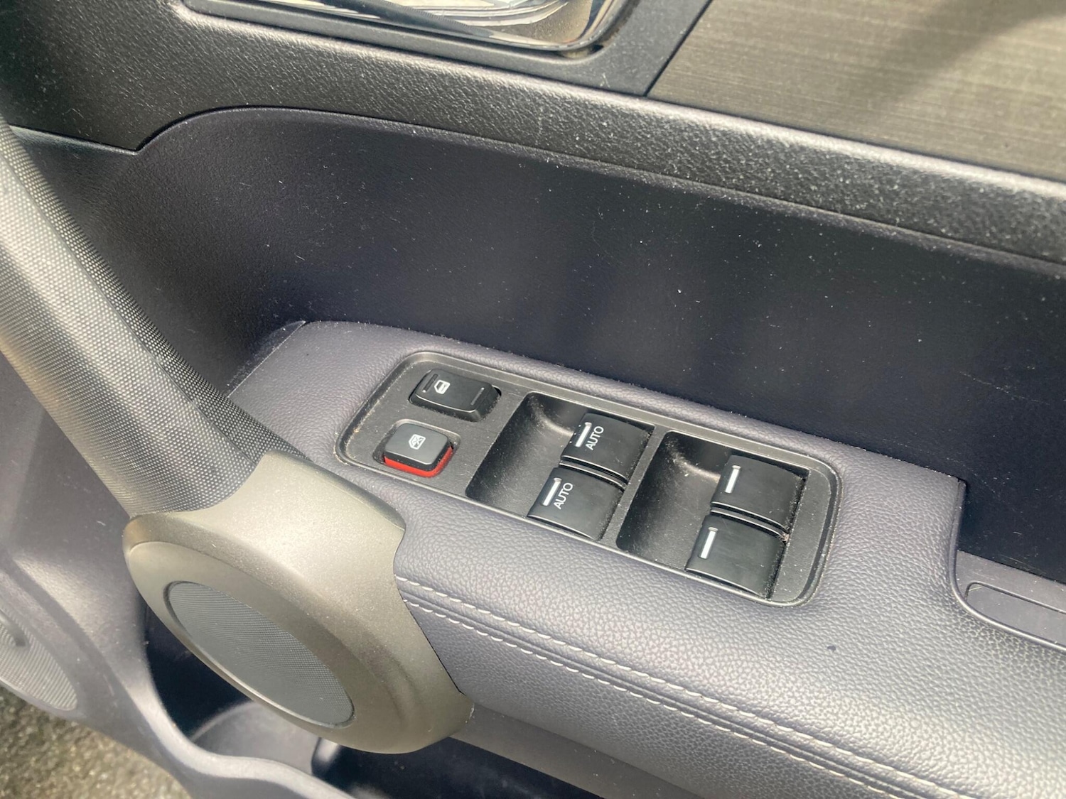 Used Honda CR-V 2011 for sale - 76936184: Photo 20