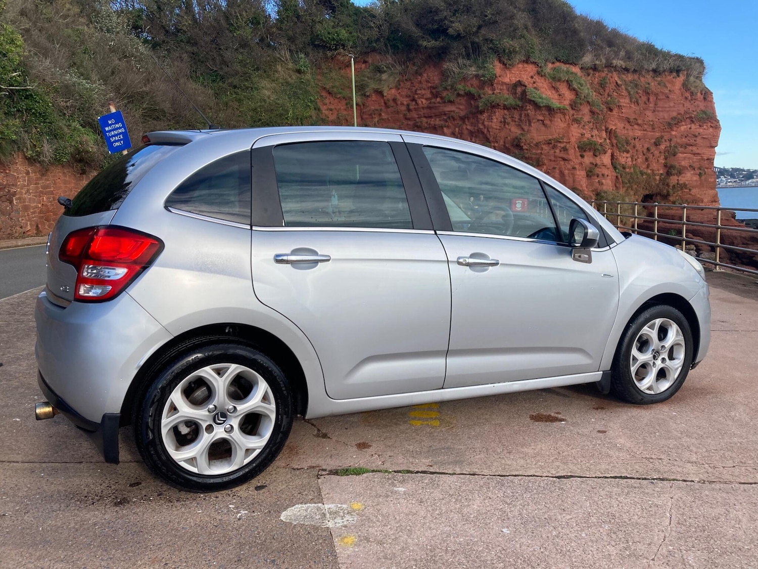 Used Citroen C3 2010 for sale - 76612701: Photo 2