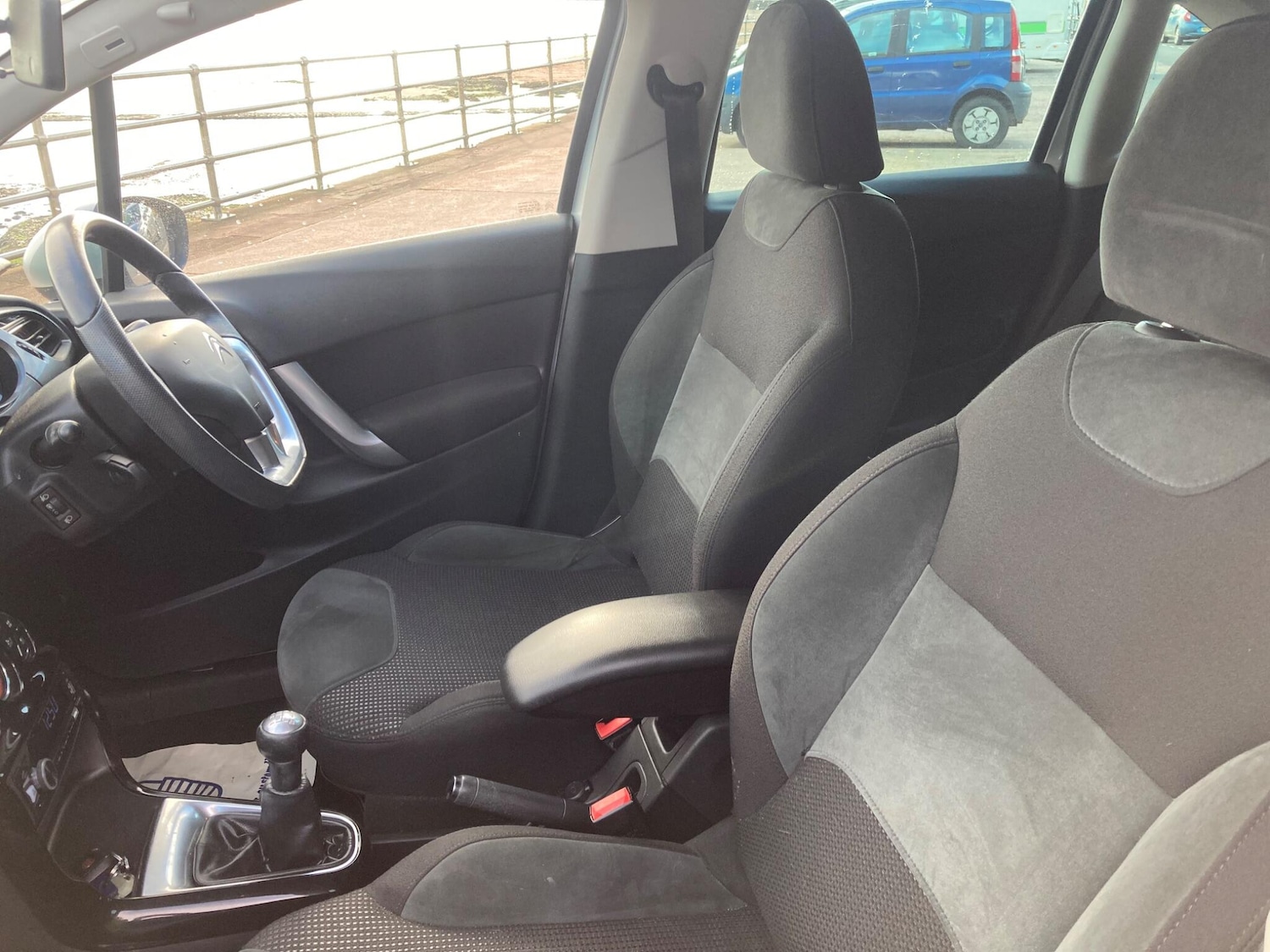 Used Citroen C3 2010 for sale - 76612701: Photo 8