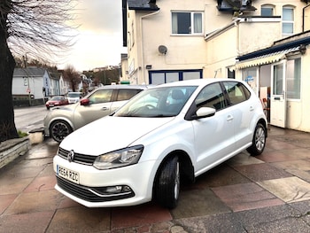 Used Volkswagen Polo 2014 for sale - 77163005: Photo