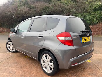 Used Honda Jazz 2011 for sale - 77155909: Photo