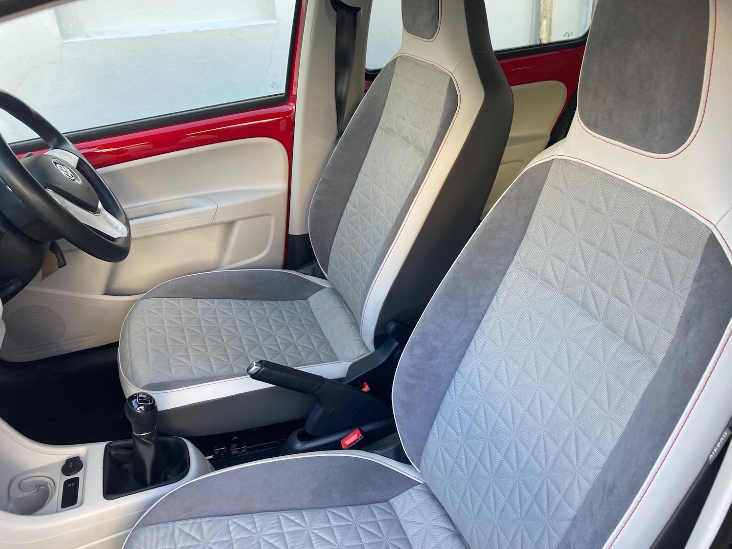 Used Volkswagen up! 2016 for sale - 77237547: Photo 7