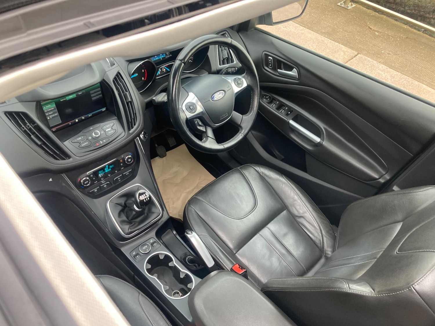 Used Ford Kuga 2015 for sale - 76689686: Photo 23