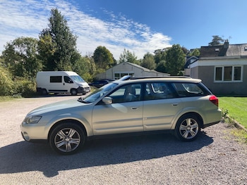 Used Subaru Outback 2005 for sale - 76042709: Photo 2