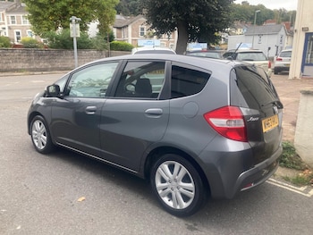 Used Honda Jazz 2014 for sale - 76270371: Photo